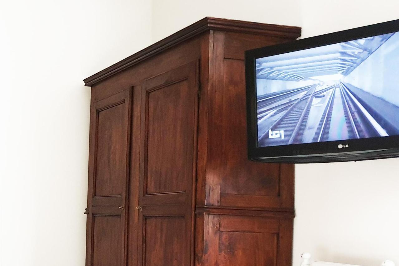Casa Ferrari Testaccio E Trastevere Wi-Fi Free Рим Екстериор снимка