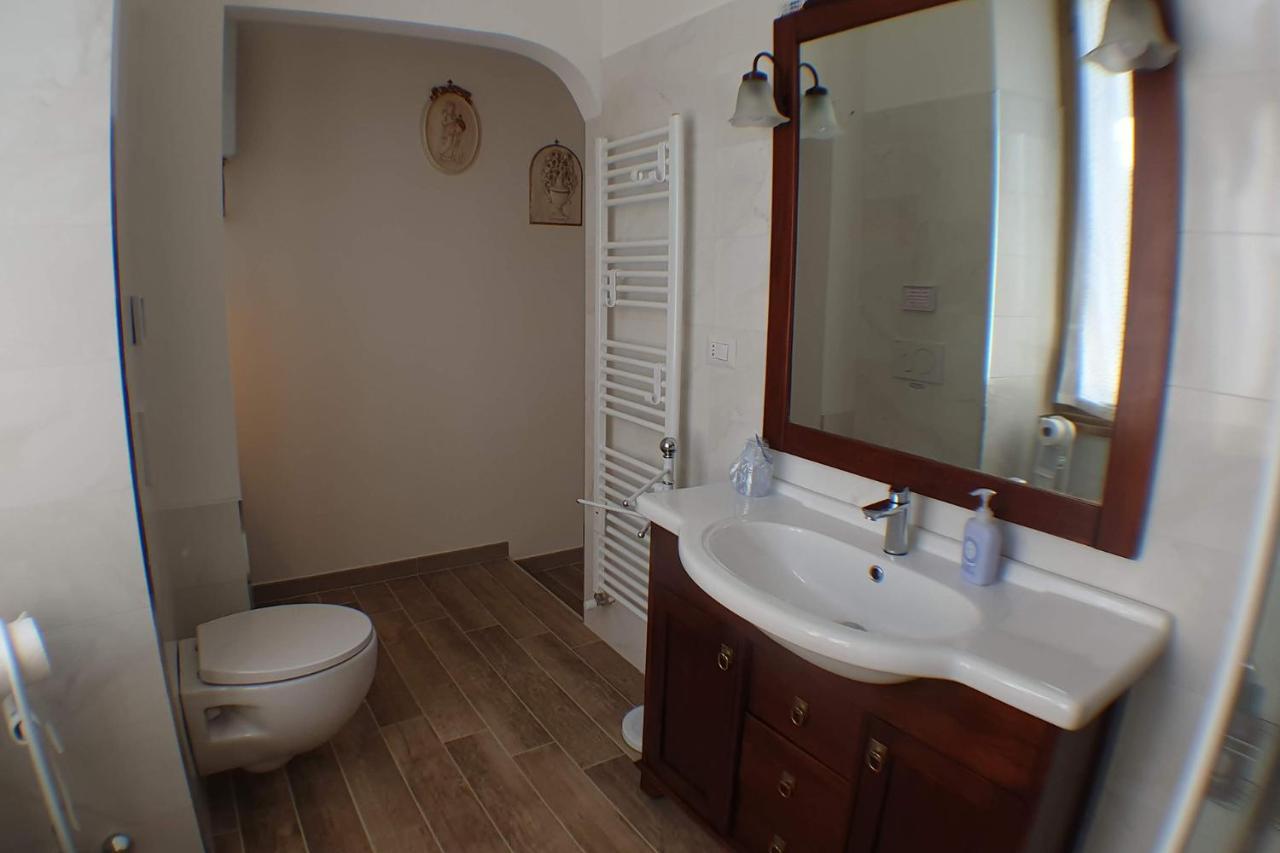 Casa Ferrari Testaccio E Trastevere Wi-Fi Free Рим Екстериор снимка